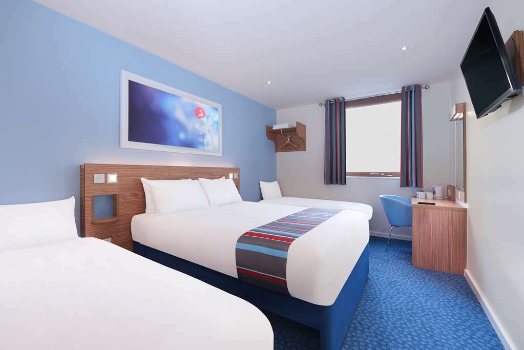 Travelodge Peterborough Central Habitación foto