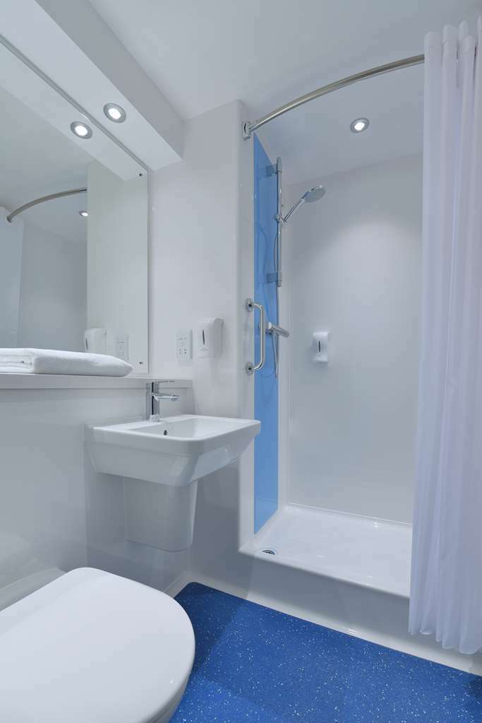 Travelodge Peterborough Central Habitación foto