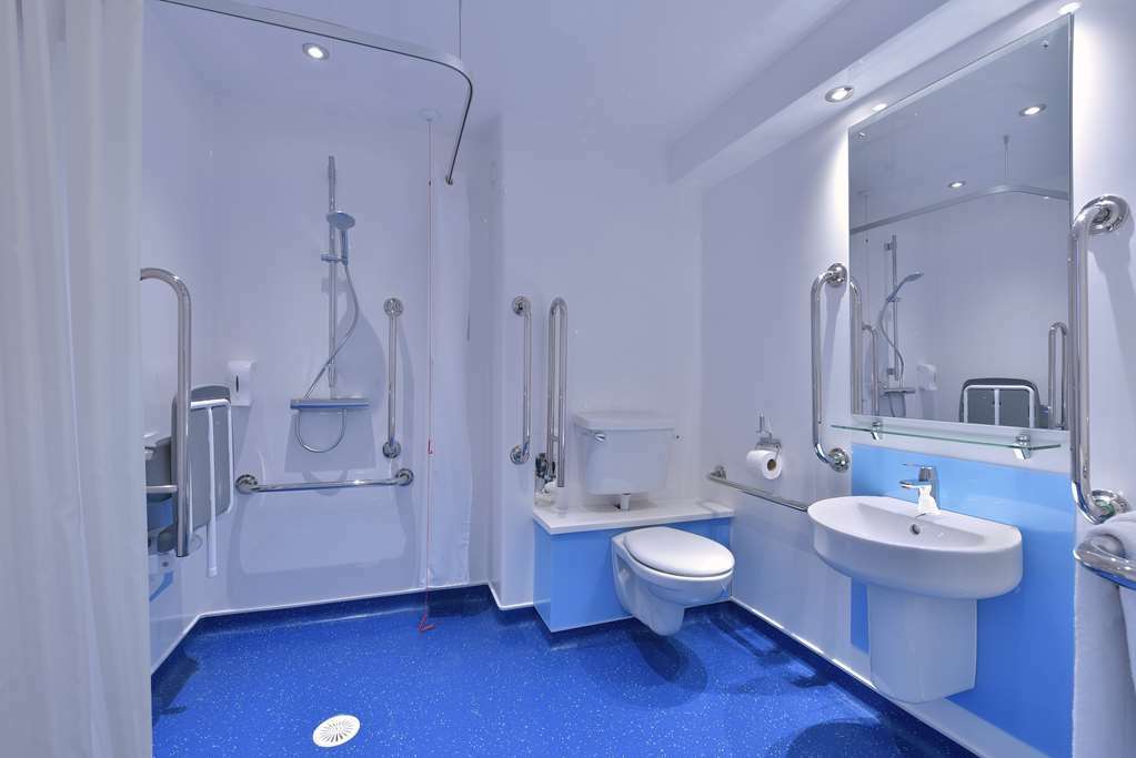 Travelodge Peterborough Central Habitación foto